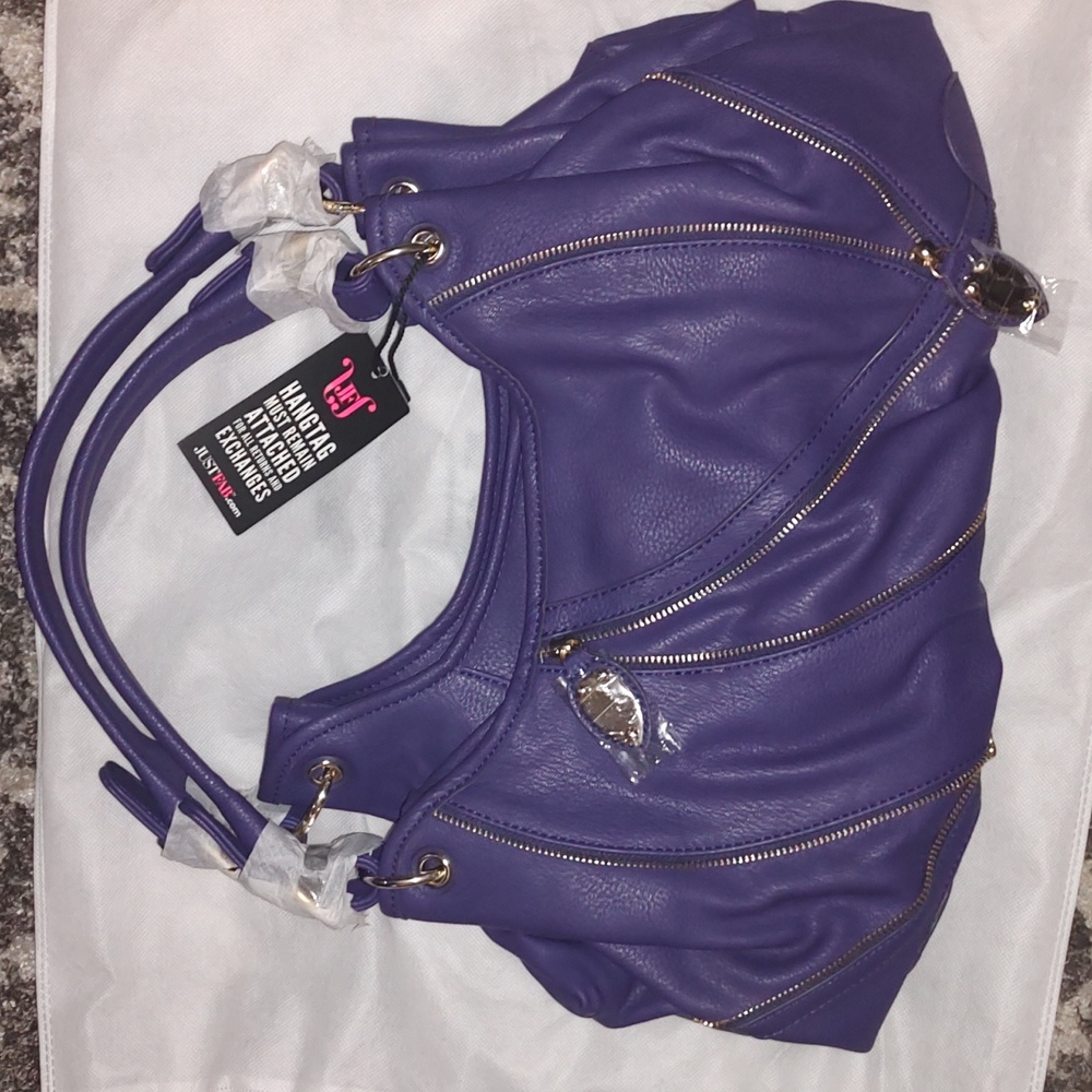 NWT Brooklyn Bridge Purse from Just Fab - Picture 6 of 6